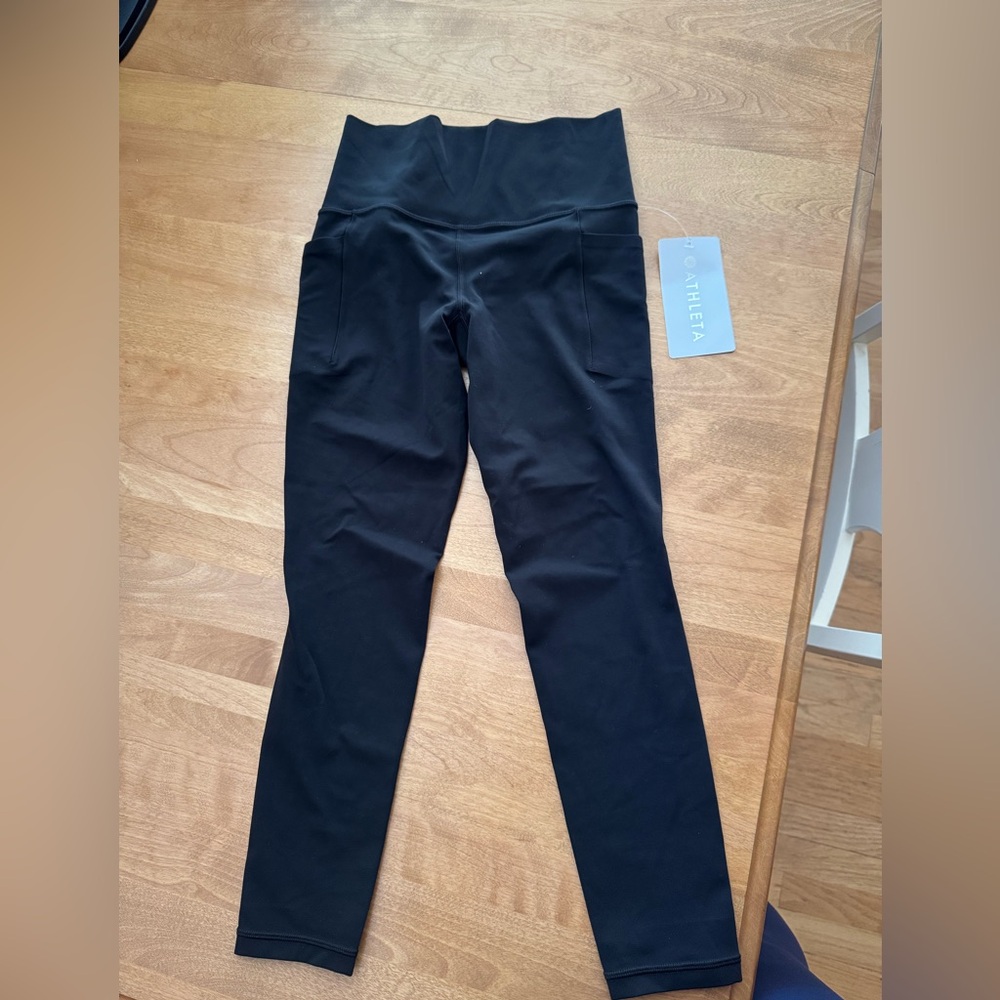 Athleta Black Salutation 7/8 Tights